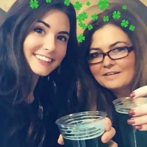 Meet your Posher, Dana